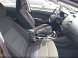 KIA FORTE LX 3KPFK4A7XHE052245 снимка