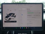 TESLA MODEL Y LONG RANGE DUAL MOTOR ALL-WHEEL DRIVE 5YJYGDEE2MF098692 photo