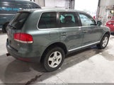 Volkswagen Touareg V6 WVGZE77L17D000055 photo
