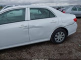 TOYOTA COROLLA LE JTDBU4EE8AJ071547 снимка