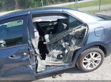 TOYOTA COROLLA LE 2T1BURHE6FC256434 снимка