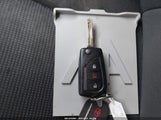TOYOTA RAV4 LE 2T3F1RFV6RC420807 снимка