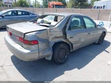 TOYOTA CAMRY LE 4T1BG22K4XU509845 photo