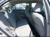 TOYOTA COROLLA LE 1NXBU4EE3AZ185661 снимка