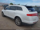 LINCOLN MKT 2LMHJ5FR2ABJ20322 снимка