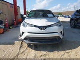 TOYOTA C-HR LE NMTKHMBX2KR087529 снимка