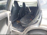 Toyota Rav4 Xle 2T3WFREV2FW179390 снимка