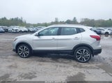 NISSAN ROGUE SPORT SL JN1BJ1CP7HW033707 photo