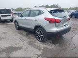NISSAN ROGUE SPORT SL JN1BJ1CP7HW033707 photo