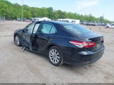TOYOTA CAMRY LE 4T1B11HKXJU103952 fotografie