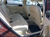VOLKSWAGEN PASSAT 2.5L SE 1VWBP7A30DC112143 снимка