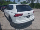 VOLKSWAGEN TIGUAN 2.0T SE/2.0T SE R-LINE BLACK/2.0T SEL 3VV3B7AX0MM104746 photo