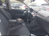 VOLKSWAGEN TIGUAN 2.0T SE/2.0T SE R-LINE BLACK/2.0T SEL 3VV3B7AX0MM104746 снимка