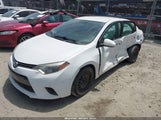 TOYOTA COROLLA LE 2T1BURHE2FC345854 снимка