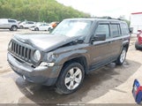 Jeep Patriot Latitude 1C4NJPFA8GD633277 снимка