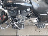 HARLEY-DAVIDSON FLHR ROAD KING 1HD1FBC19JB620417 снимка