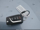 TOYOTA COROLLA LE 5YFB4MDE2SP284881 снимка