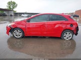 HYUNDAI ELANTRA GT KMHD35LE2DU024176 снимка