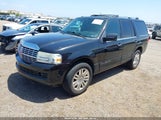 LINCOLN NAVIGATOR 5LMJJ2H57BEJ00298 снимка