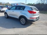 KIA SPORTAGE LX KNDPBCAC8G7879297 снимка