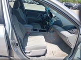 TOYOTA CAMRY LE 4T1BE46K89U296591 снимка
