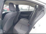 TOYOTA COROLLA LE 5YFB4MDE0RP097388 снимка