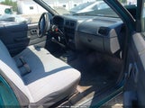 NISSAN TRUCK E/XE 1N6SD11S6SC355756 photo