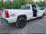 CHEVROLET SILVERADO 1500 1GCEK19V83E332294 снимка