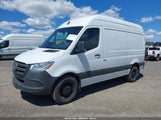 MERCEDES-BENZ SPRINTER 2500 STANDARD ROOF 4-CYL DIESEL W1Y4KBHY6ST203831 photo