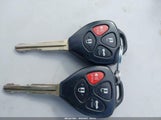 TOYOTA COROLLA XLE JTDBL40E099065748 снимка