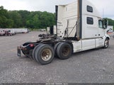 VOLVO VNL 4V4NC9EJ3KN193404 снимка