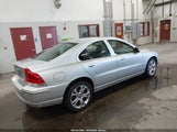 VOLVO S60 2.5T/2.5T SPECIAL EDITION YV1RH592492740700 photo