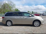 TOYOTA SIENNA LIMITED PREMIUM 7 PASSENGER 5TDYK3DC6FS632493 fotografie