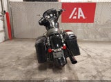 HARLEY-DAVIDSON FLHX 1HD1KB415AB624832 снимка