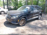 VOLKSWAGEN TIGUAN LIMITED 2.0T WVGAV7AX1JK000620 photo