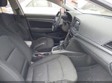 HYUNDAI ELANTRA VALUE EDITION 5NPD84LF1JH297107 photo
