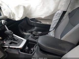 TOYOTA RAV4 XLE JTMW1RFV6KD504398 снимка