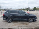 VOLKSWAGEN TIGUAN 2.0T SE/2.0T SEL/2.0T SEL R-LINE/2.0T SEL R-LINE BLACK 3VV2B7AX2KM195253 photo