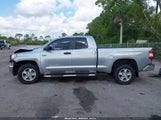 TOYOTA TUNDRA SR5 5.7L V8 5TFRW5F10HX221961 снимка
