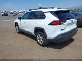 TOYOTA RAV4 XLE 2T3W1RFV6KC024382 снимка