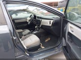 TOYOTA COROLLA LE 5YFBURHE2JP780401 снимка