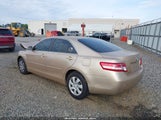 TOYOTA CAMRY LE 4T1BF3EK5AU042687 снимка