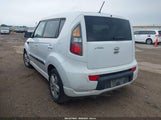 KIA SOUL + KNDJT2A24B7301176 снимка