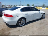 JAGUAR XE 25T SAJAR4BG3HA976695 снимка