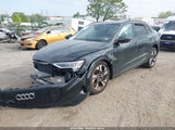 AUDI E-TRON PREMIUM QUATTRO WA1AABGE7NB024560 снимка
