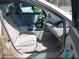 TOYOTA CAMRY LE 4T1BF3EKXBU764478 снимка
