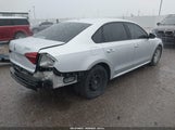 Volkswagen Passat 2.0T R-Line/2.0T S 1VWAA7A32JC033369 photo