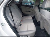 HYUNDAI TUCSON SEL KM8J33A46JU626916 снимка