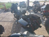 HARLEY-DAVIDSON FLHX 1HD1KB714RB647848 снимка