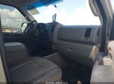 NISSAN NV CARGO NV2500 HD SV V8 1N6AF0KX2DN111006 photo